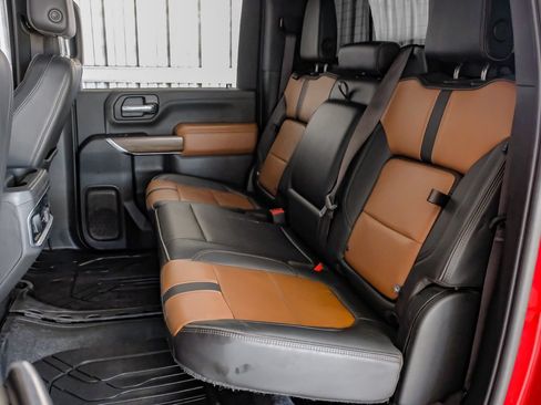 Used 2022 Chevrolet Silverado 3500 High Country w/ Technology Package AWD/4WD image 38