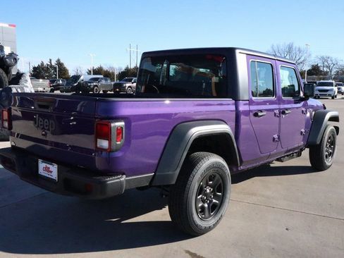 New 2026 Jeep Gladiator Sport image 19