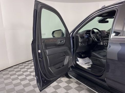 Used 2024 Chevrolet Tahoe LT RWD image 17