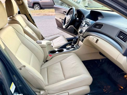 Used 2014 Acura ILX w/ Technology Package image 12