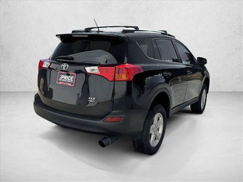 Used 2013 Toyota RAV4 XLE AWD/4WD image 5