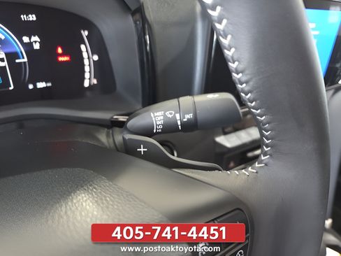 Used 2026 Toyota Camry SE w/ Convenience Package FWD image 14