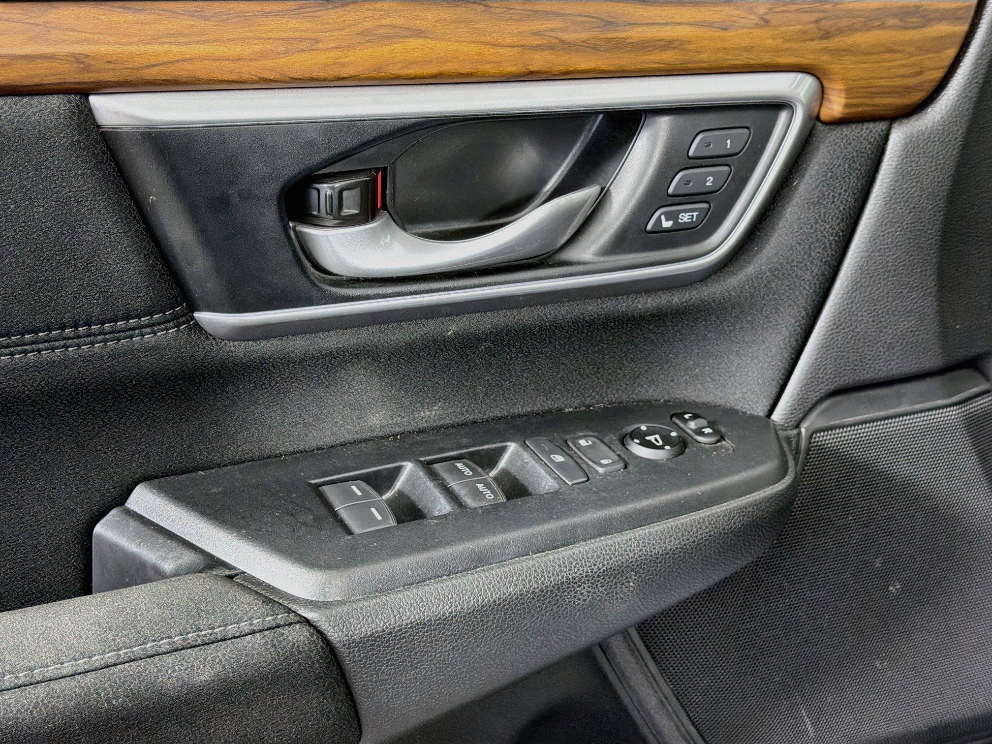 Used 2021 Honda CR-V EX image 15