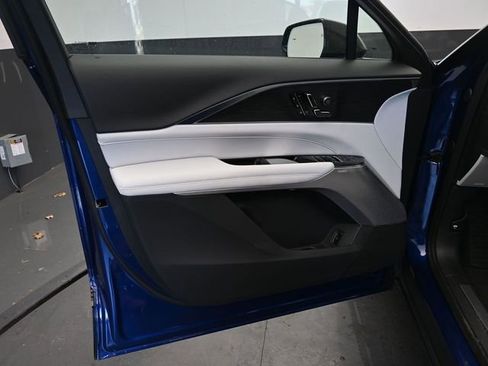 New 2025 Cadillac Lyriq Sport image 16