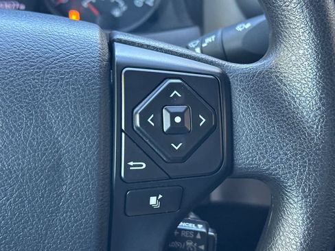 Used 2020 Toyota Tacoma SR AWD/4WD image 24