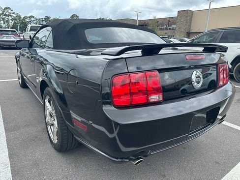 Used 2008 Ford Mustang GT RWD image 3