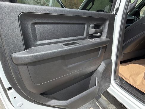 New 2026 RAM 5500 Tradesman w/ Chrome Appearance Group AWD/4WD image 18