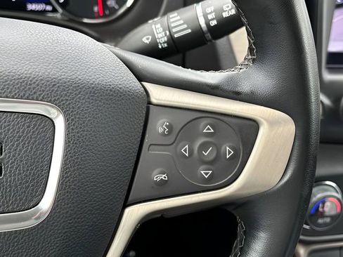Used 2023 GMC Terrain Denali image 29