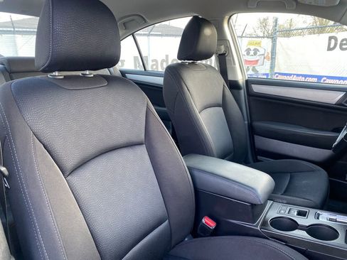 Used 2016 Subaru Legacy 2.5i Premium AWD/4WD image 15