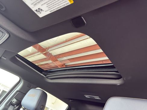 Used 2024 Chevrolet Silverado 2500 High Country w/ Technology Package image 21