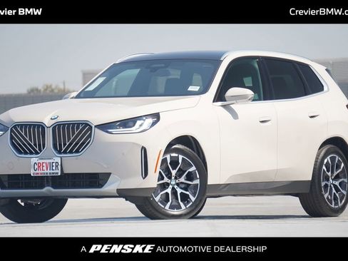Used 2025 BMW X3 xDrive30i w/ Premium Package image 1