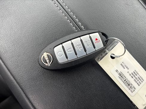 Used 2025 Nissan Altima 2.5 S FWD image 30
