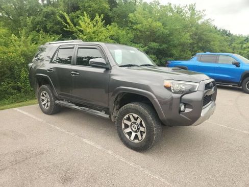 Used 2018 Toyota 4Runner TRD Off-Road AWD/4WD image 1