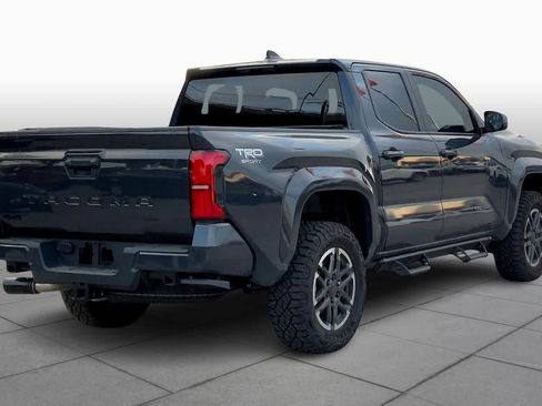 Used 2025 Toyota Tacoma TRD Sport AWD/4WD image 13