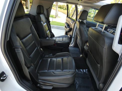 Used 2018 GMC Yukon Denali w/ Denali Ultimate Package image 43