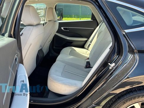 Used 2025 Hyundai Sonata SEL FWD image 38