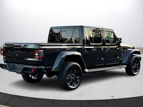 Certified 2023 Jeep Gladiator Overland image 9