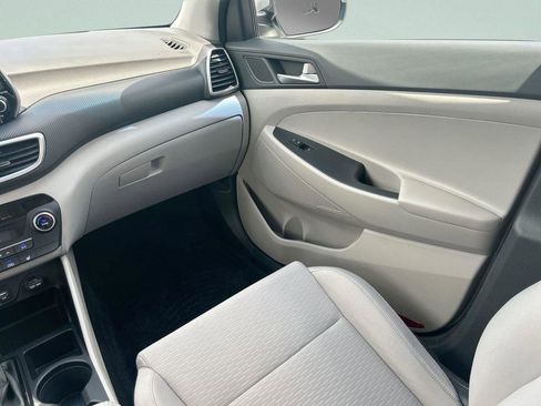 Used 2019 Hyundai Santa Fe SE FWD image 21