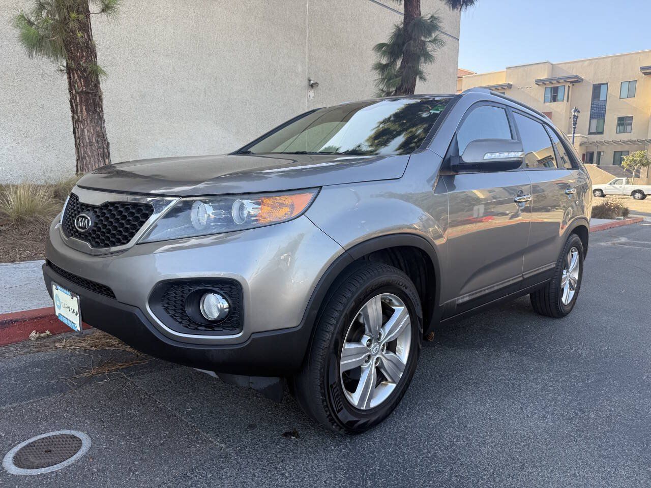 Used 2013 Kia Sorento EX w/ Premium Plus Pkg FWD image 1