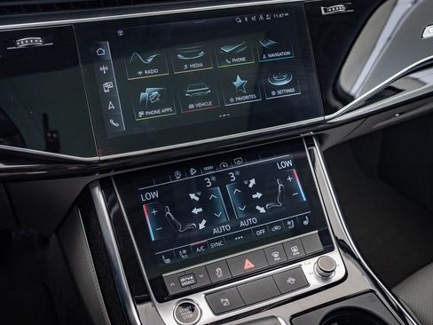 Used 2024 Audi Q7 3.0T Premium Plus image 30