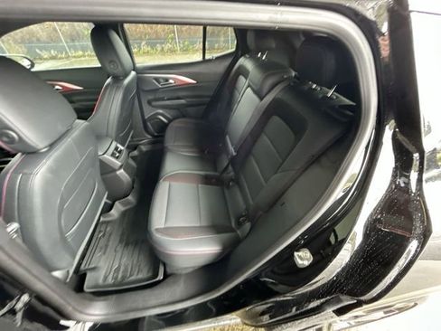 Used 2024 Chevrolet Equinox EV RS FWD image 20