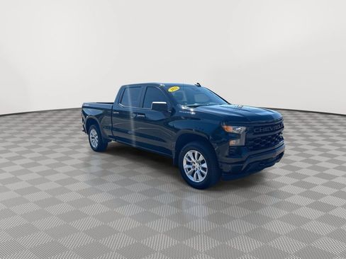 Certified 2022 Chevrolet Silverado 1500 Custom AWD/4WD image 2