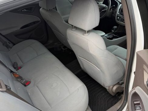 Used 2022 Chevrolet Malibu LT FWD image 10