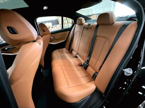 Used 2025 BMW M340i w/ Premium Package image 29