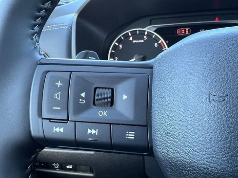 New 2026 Nissan Rogue SV image 10