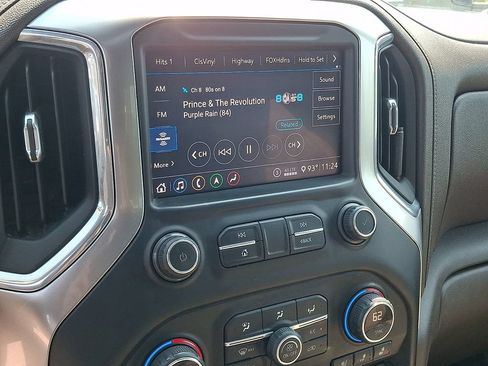Used 2020 Chevrolet Silverado 2500 LTZ w/ LTZ Premium Package AWD/4WD image 3