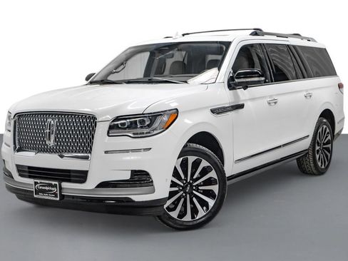 Used 2022 Lincoln Navigator L Reserve AWD/4WD image 4