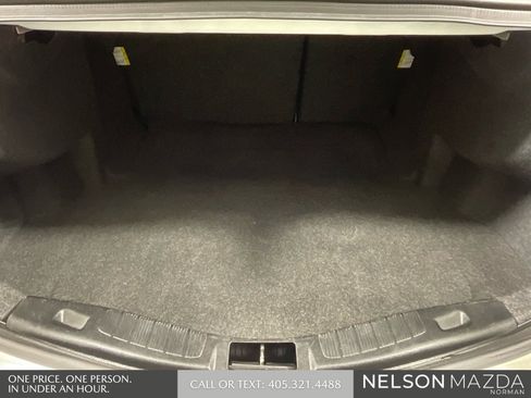 Used 2019 Ford Fusion SE image 13