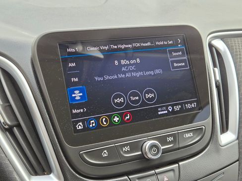 Used 2023 Chevrolet Malibu LT image 25