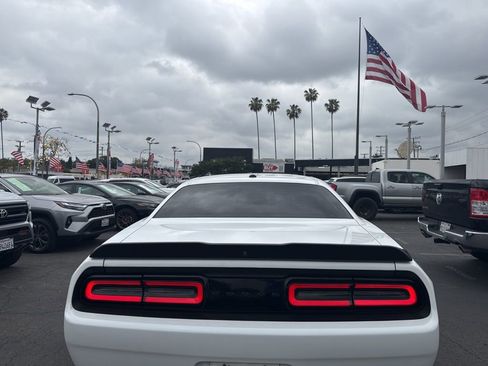 Used 2023 Dodge Challenger SXT w/ Blacktop Package image 7