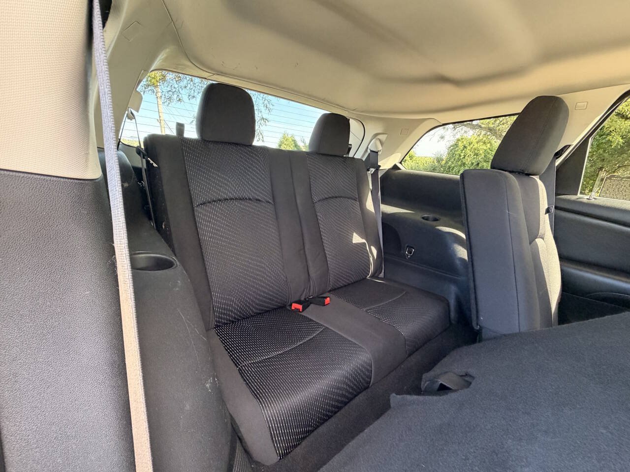 Used 2018 Dodge Journey SE w/ Mopar All Weather Group FWD image 24