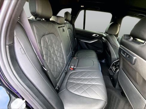 Used 2023 BMW X5 sDrive40i w/ M Sport Package RWD image 22