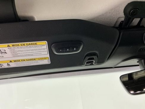 Used 2021 Jeep Wrangler Rubicon AWD/4WD image 23
