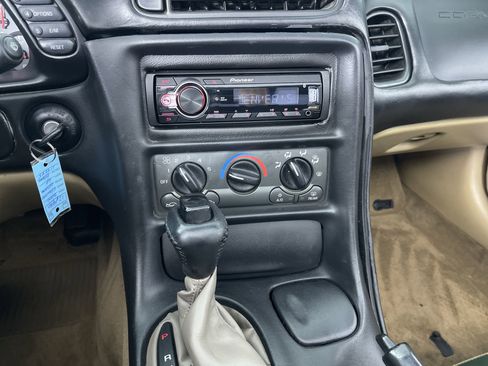 Used 2000 Chevrolet Corvette Base image 17