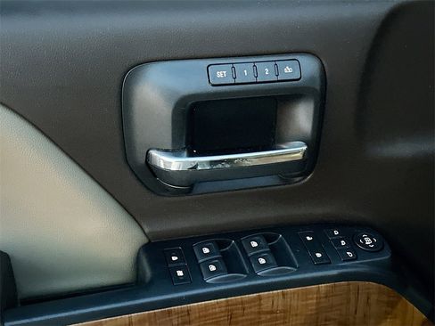 Used 2017 GMC Sierra 1500 SLT image 21