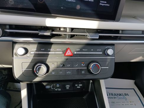 Used 2025 Hyundai Tucson SE image 22