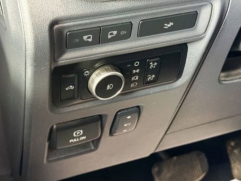 Used 2023 Ford F150 Lariat w/ Equipment Group 502A High image 10