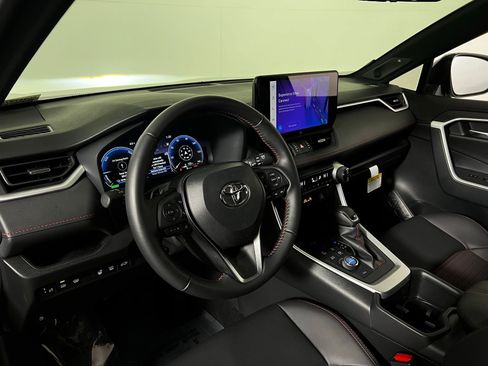 Certified 2025 Toyota RAV4 XSE image 12