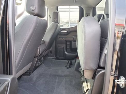 Used 2019 Chevrolet Silverado 1500 Custom Trail Boss w/ Custom Convenience Package image 9