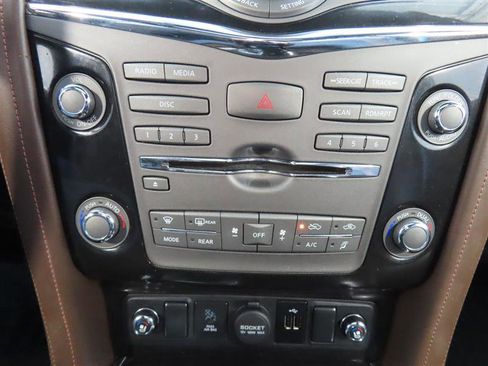 Used 2020 Nissan Armada Platinum w/ Platinum Reserve Package image 28