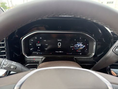 New 2026 GMC Sierra 2500 SLT w/ SLT Premium Package AWD/4WD image 18