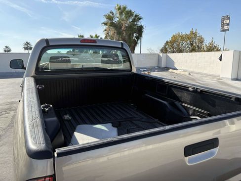 Used 2008 Toyota Tacoma 2WD Regular Cab image 10