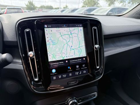 Certified 2023 Volvo C40 P8 Recharge Ultimate AWD/4WD image 18