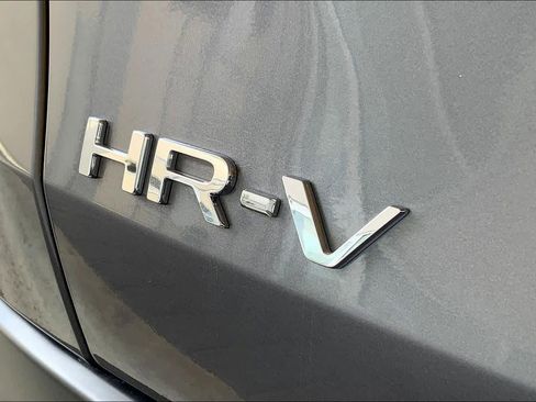 Used 2025 Honda HR-V LX image 10