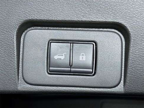 Certified 2025 Nissan Rogue SV w/ Rock Creek Premium Package image 29