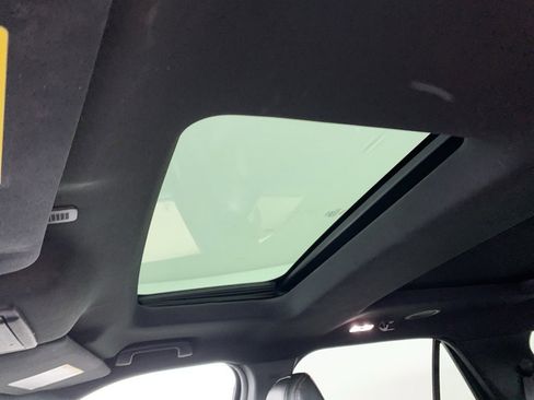 Used 2018 Ford Explorer Sport image 29